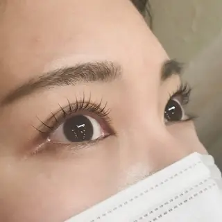 マツエク・マツパ Uni eyelash&eyebrowsalon所属・🌿‬ Uni ゆかり🌿‬のマツエク・マツパデザイン