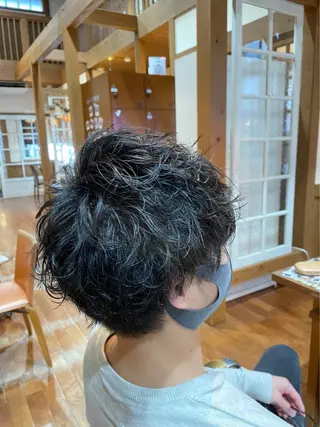 パーマ メンズ 服部 聡洋のヘアスタイル