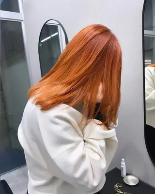 カラー セミロング ♡韓国ヘア♡ ブリーチ✨ハイトーンのヘアスタイル
