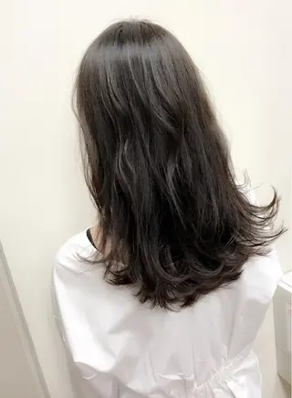 セミロング カラー 田室 和幸のヘアスタイル