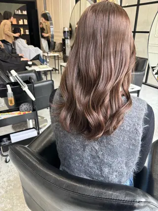 ロング MaisonHALU さくらのヘアスタイル