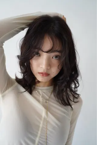 ミディアム tokute Takahashiのヘアスタイル