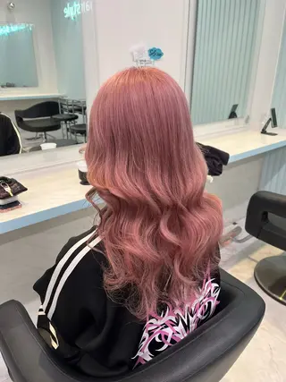 セミロング カラー ブリーチカラー 🩵MIZUKIのヘアスタイル