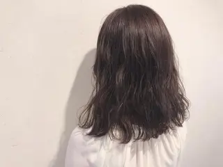 ミディアム カラー 伊藤 さやかのヘアスタイル