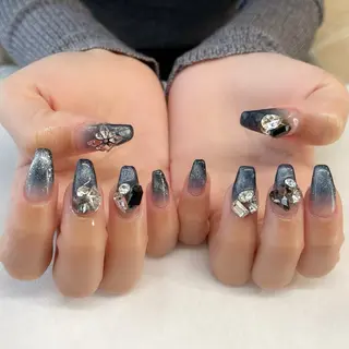 ネイル 💎🐰 saki. m 🐰💎のネイルデザイン
