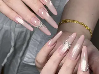 ネイル Yuyu 🧁のネイルデザイン