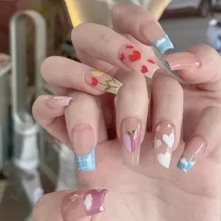 ネイル Queens 榊 まおのネイルデザイン