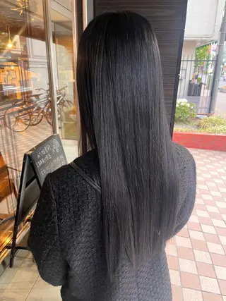 ロング カラー よしだ しおりのヘアスタイル