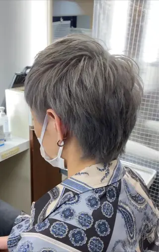 ショート カラー メンズ 市川 博紀 店長のヘアスタイル