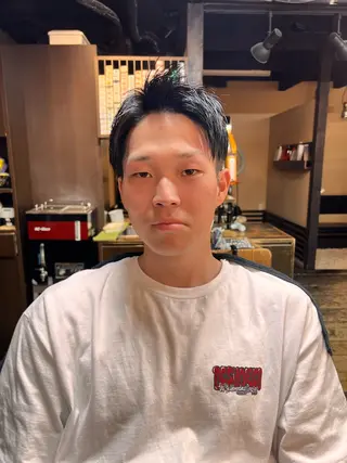 ミディアム カラー 澤田 大輝のヘアスタイル