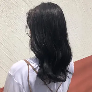 セミロング カラー つばた みゆ🦋のヘアスタイル