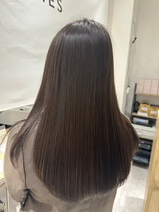 ロング カラー 柴崎 悠乃のヘアスタイル