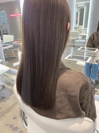 ロング カラー 山下 千明のヘアスタイル