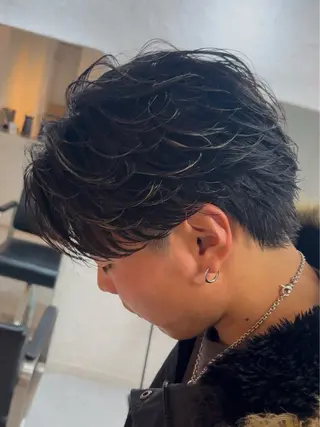 ショート パーマ メンズ 稲村侑斗ダウンパーマ メンズパーマのヘアスタイル