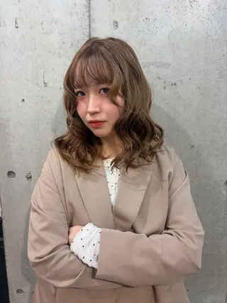 ミディアム カラー [lani ] konatsuのヘアスタイル