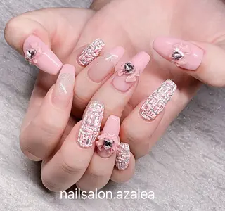 ネイル R inのネイルデザイン