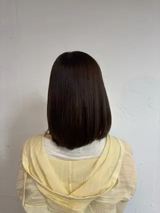 カラー 六信 咲希のヘアスタイル