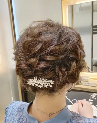ミディアム ヘアアレンジ 予約 停止のヘアスタイル