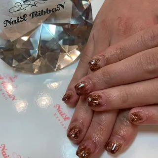 ネイル ネイルリボン 受付スタッフのネイルデザイン