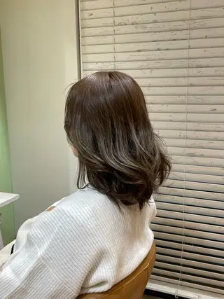 カラー 山本 貴之のヘアスタイル