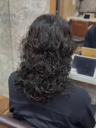 ロング メンズ曲がる 縮毛矯正/駅徒歩4分のヘアスタイル