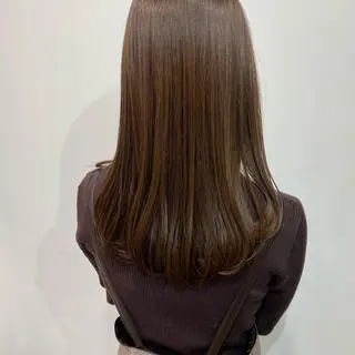 セミロング カラー 髪質改善サロン🫧 戎谷栞菜のヘアスタイル