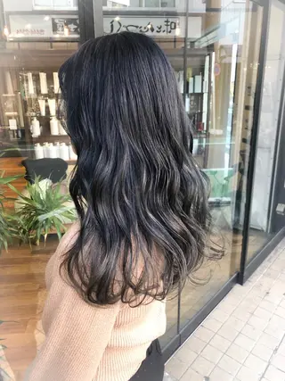ロング カラー あらい なつみのヘアスタイル