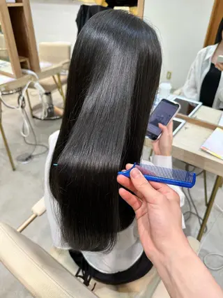 ロング カラー ❄️高野 杏介❄️ツヤ髪得意!のヘアスタイル