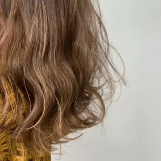 ロング カラー ヘアアレンジ 🐩推し活🐩 FUTABA🍒のヘアスタイル