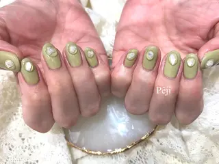 ミディアム ネイル m kaori𓃟のネイルデザイン