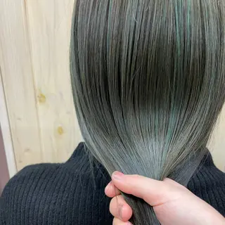 カラー NAGONSTYLE 田村　莉生のヘアスタイル