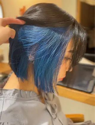 ショート 塩川ももこ/ 自然な縮毛矯正のヘアスタイル