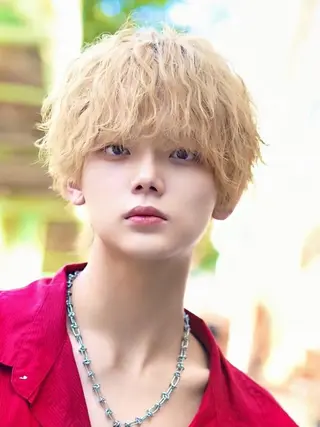 ショート カラー パーマ メンズ ヤリタ カケルのヘアスタイル