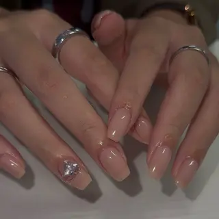 ネイル Sarina ⋆⭒˚ mavieのネイルデザイン