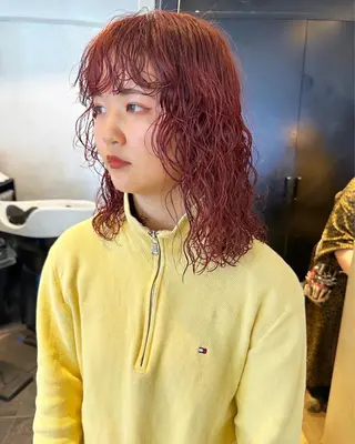 ミディアム ラベンダーカラー＆ ミルクティー太田のヘアスタイル