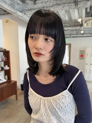 ミディアム パーマ カラー CEINE OURのヘアスタイル