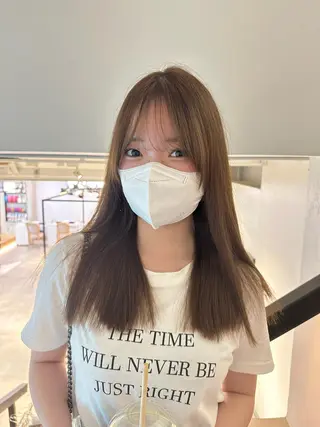 ロング カラー ヘアアレンジ ハイトーン特化 pepe🎀のヘアスタイル