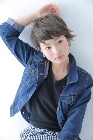 ショート カラー トレヴァー デルチザンのヘアスタイル