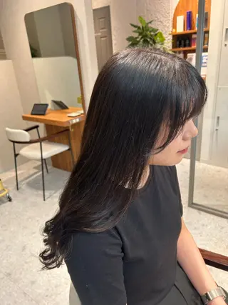 ロング カラー LOVESTOIKE 井上つぐみ/透明感のヘアスタイル
