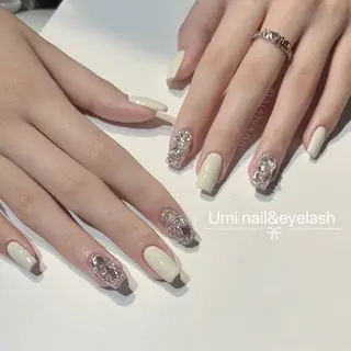 ミディアム ユミネイル &アイラッシュのネイルデザイン