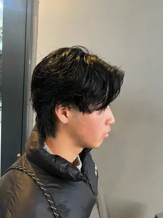 パーマ メンズ ダブルカラー寒色系 ボリューム改善ハヤトのヘアスタイル
