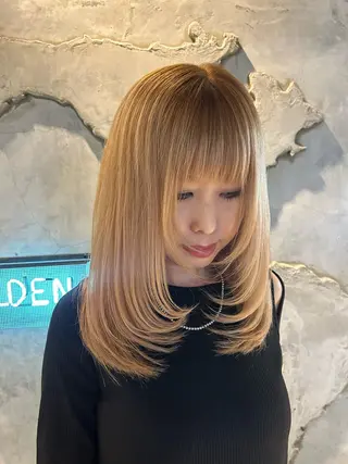 セミロング ベージュ/透明感/ レイヤー/あやか💕のヘアスタイル