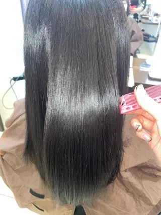 ロング 斉藤 葉月のヘアスタイル