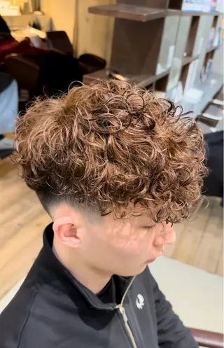 パーマ メンズ fifth原宿 今村圭一のヘアスタイル