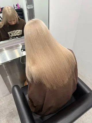 セミロング カラー 【🥀履歴修正🥀】 ハイトーン職人/拓真のヘアスタイル