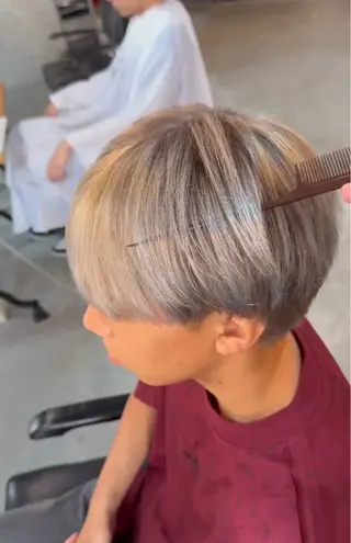 ショート カラー メンズ おがた たくむの眉毛・アイブロウイメージ