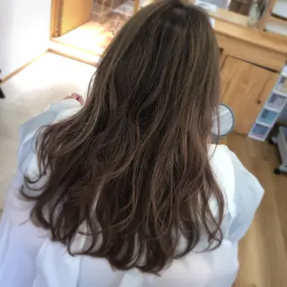 ロング KUDAKA MOMOKOのヘアスタイル