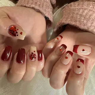 ネイル 里見 麗のネイルデザイン