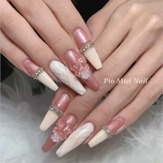 ネイル Pio Mielのネイルデザイン