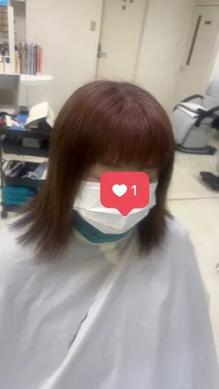 ミディアム タカハシ リナのヘアスタイル